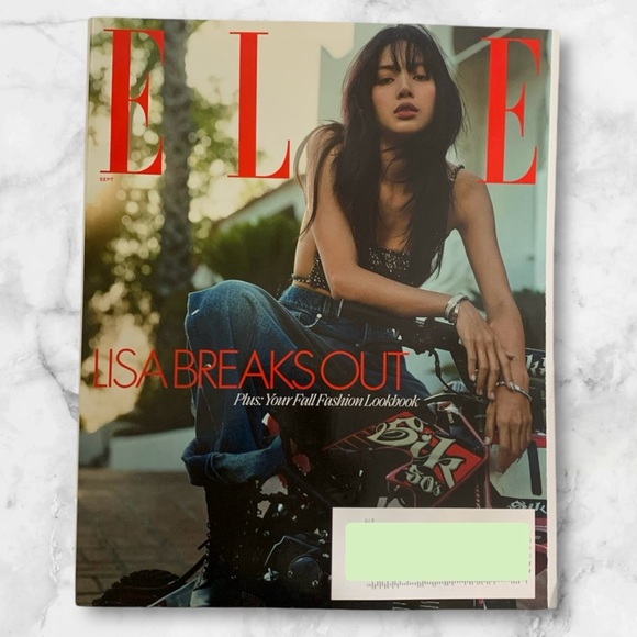 Elle Magazine September 2024 LISA Breaks Out - BLACKPINK Fall Fashion Lookbook - Picture 2 of 5